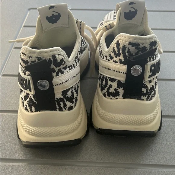 Steve Madden Maxima Leopard Sneakers - Picture 5 of 8